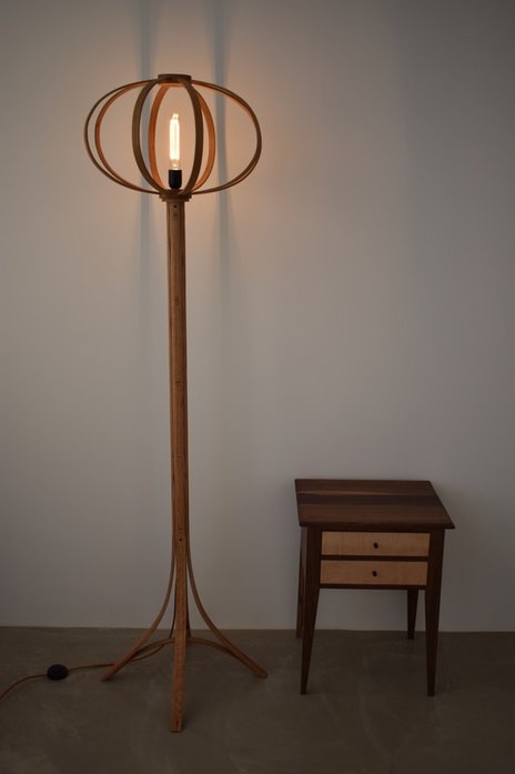 Enca - Oak floor standing lamp | The Lucent Crow - Designer Lighting